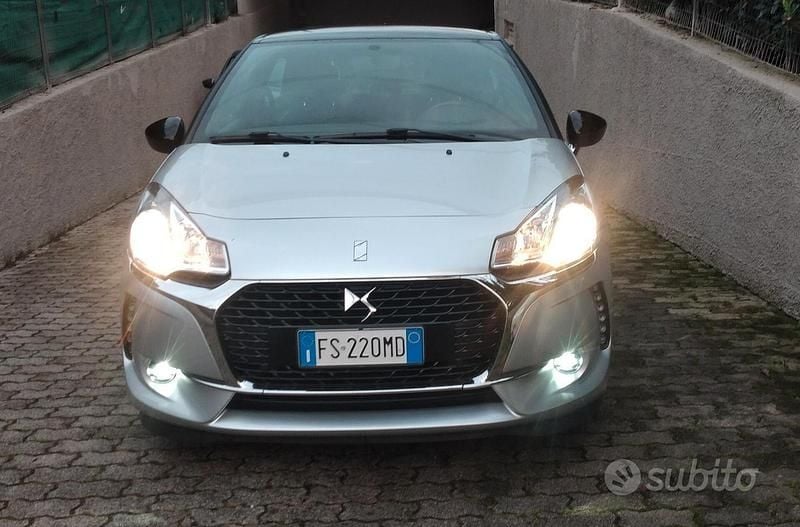 Usata DS Automobiles DS3 So Chic 75 CV (55 kW) 2018 Grigio Coupé