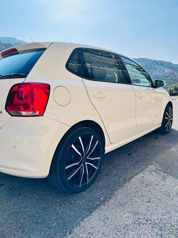 Usata VW Polo 90 CV (66 kW) 2013 Utilitaria
