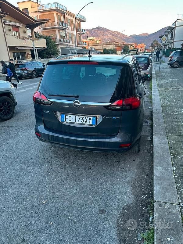 Usata Opel Zafira 150 CV (110 kW) 2016 Grigio Monovolume