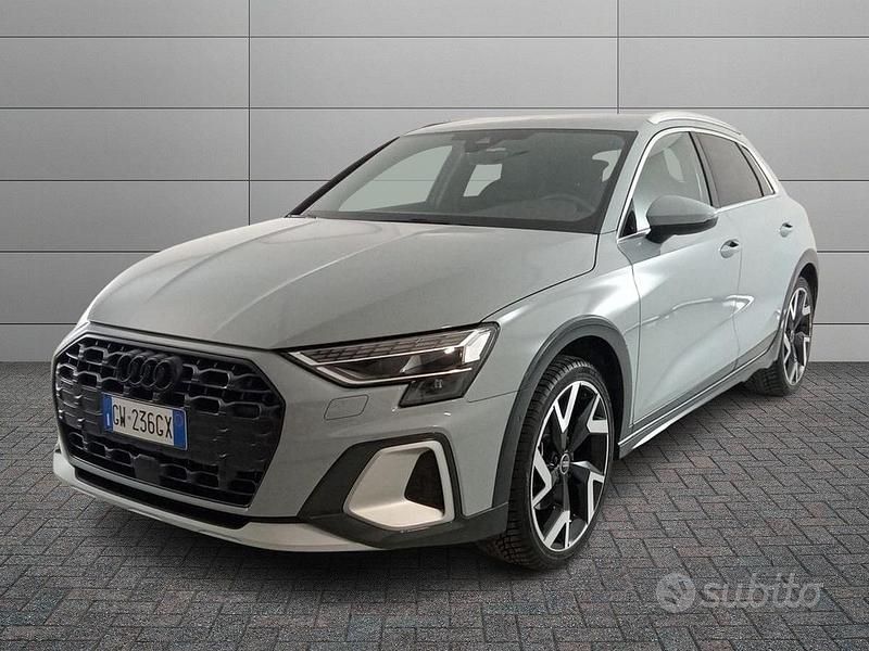 Usata Audi A3 Ambiente 150 CV (110 kW) 2024 Grigio Berlina