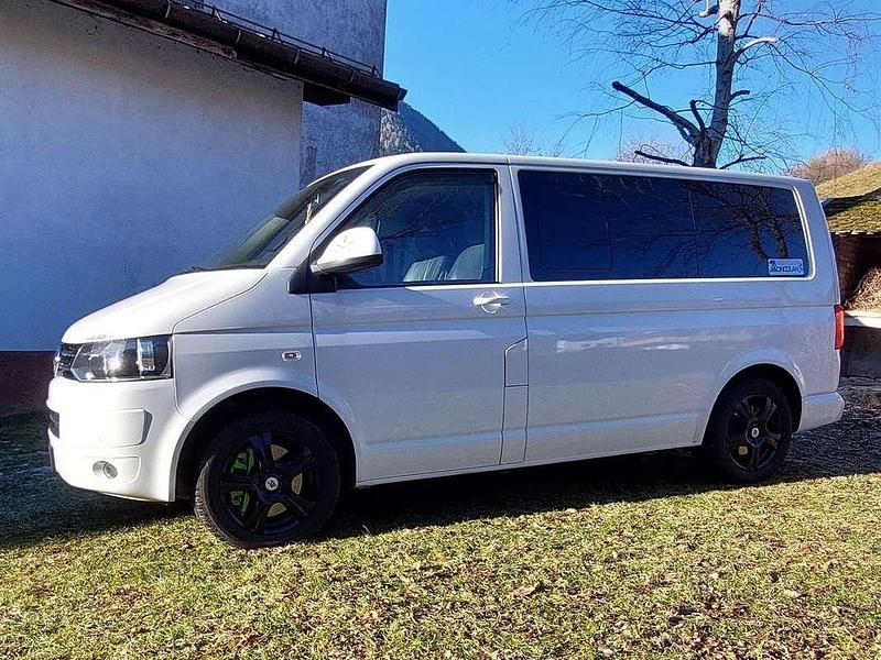 Usata VW T5 Highline 179 CV (131 kW) 2011 Bianco Furgone