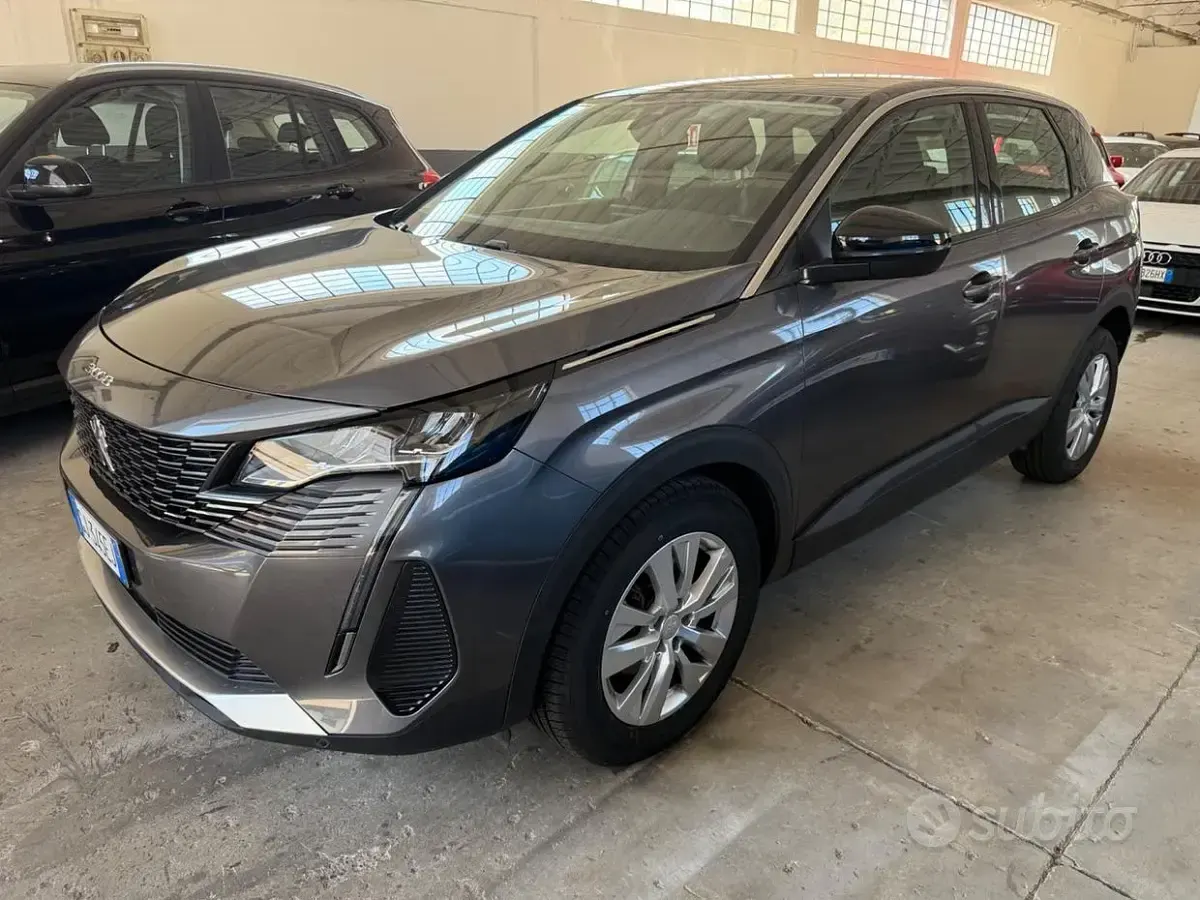 Usata Peugeot 3008 Active 131 CV (96 kW) 2022 Grigio SUV