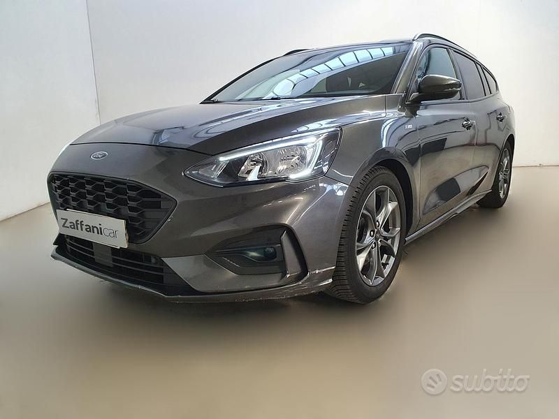 Usata Ford Focus ST-Line 125 CV (91 kW) 2019 Grigio scuro Station wagon