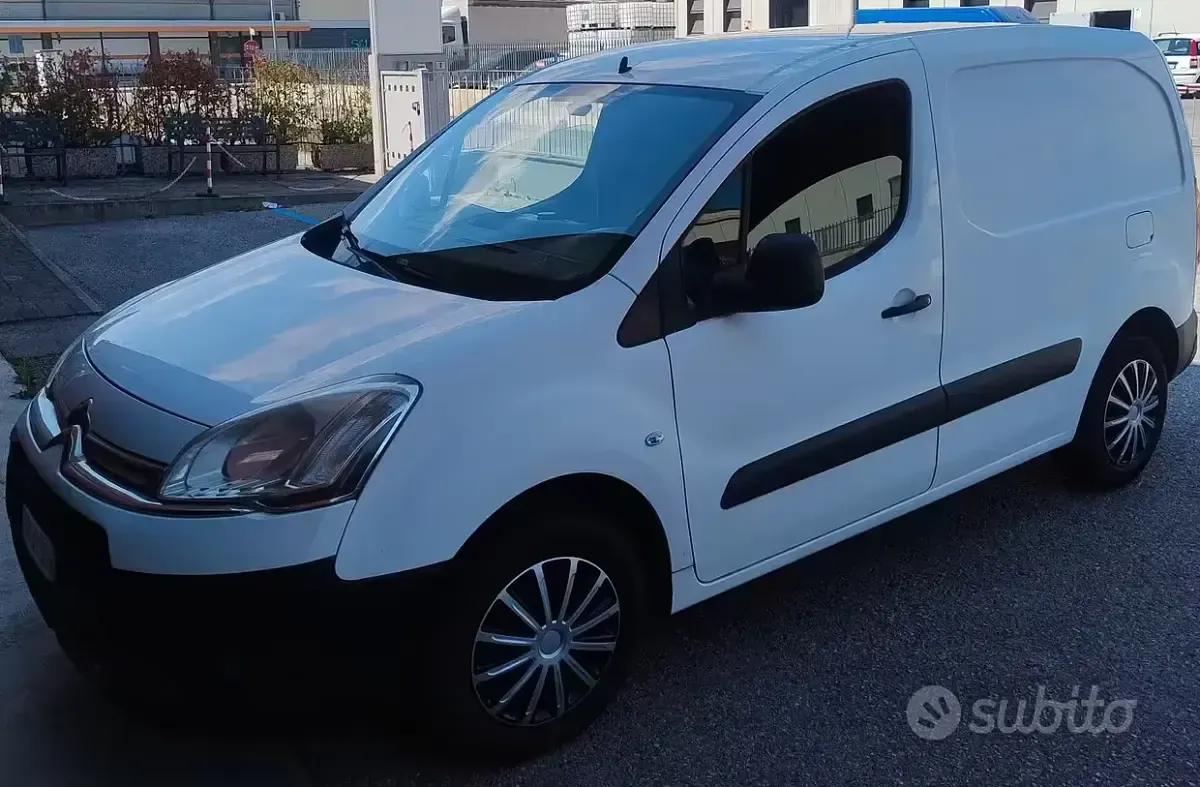 Usata Citroën Berlingo 75 CV (55 kW) 2014 Bianco Monovolume
