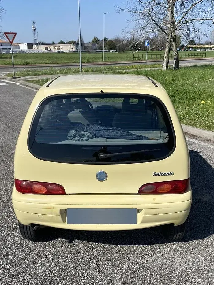 Usata Fiat 600 2004 Giallo