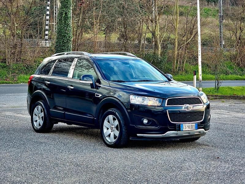 Nero Usata 2013 Chevrolet Captiva LT SUV | 4300 € (Cara) - Immagine 1/4