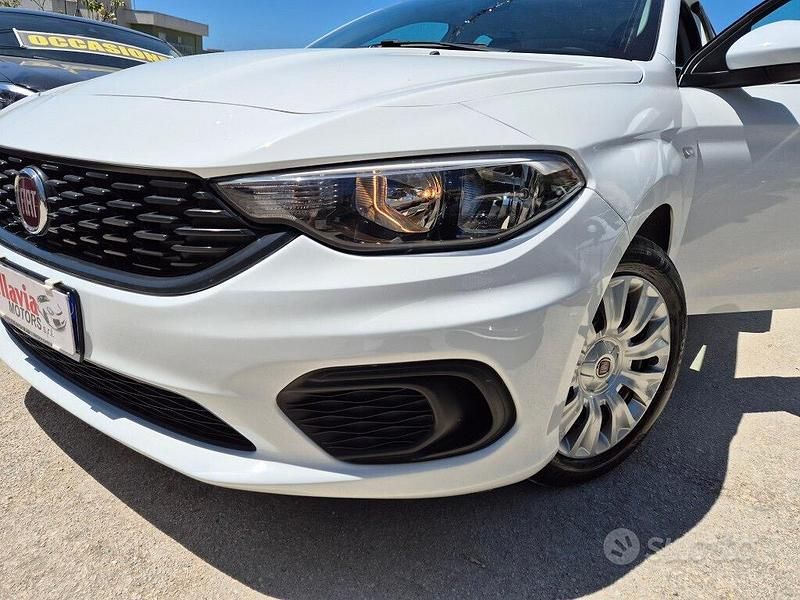 Usata Fiat Tipo Business 95 CV (69 kW) 2019 Bianco Berlina
