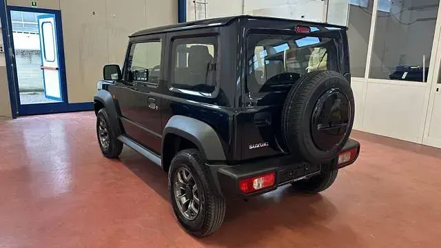 Nuova Suzuki Jimny GL 102 CV (75 kW) 2026 Nero metallizzato perlato SUV
