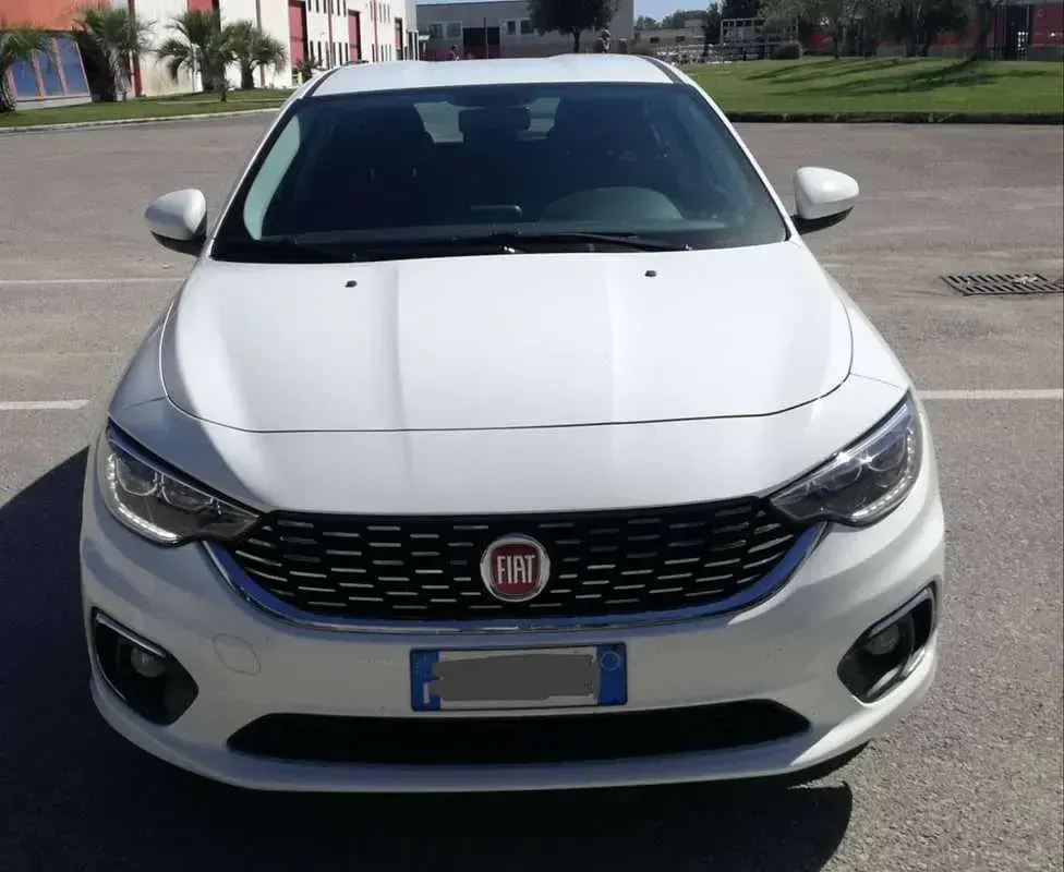 Usata Fiat Tipo Lounge 120 CV (88 kW) 2016 Bianco Station wagon