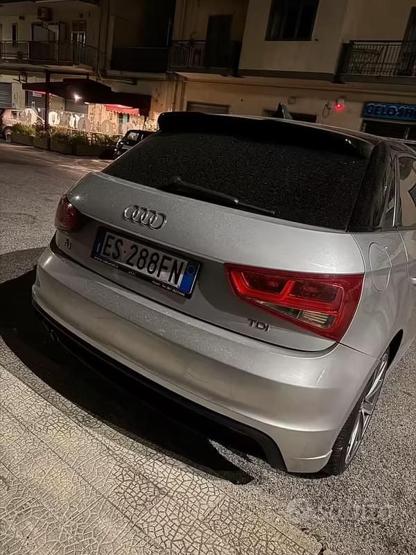 Usata Audi A1 Sportback Ambition 90 CV (66 kW) 2012 Grigio Utilitaria