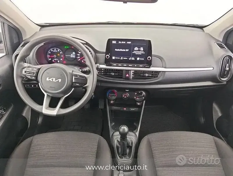 Begagnad Kia Picanto Urban 67 HK (49 kW) 2022 Grå Halvkombi