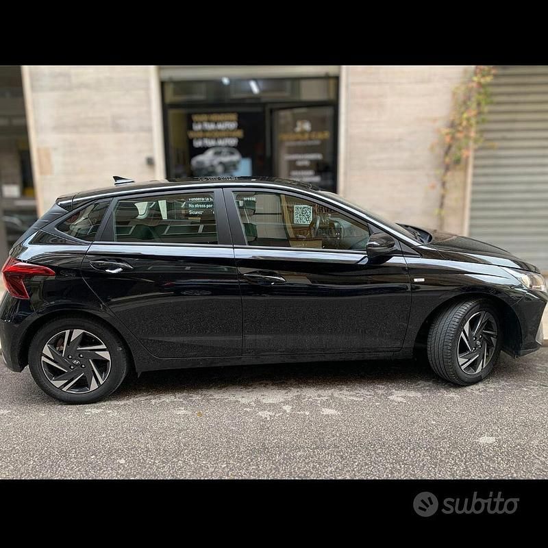 Brugt Hyundai i20 101 HK (74 kW) 2021 Sort Hatchback
