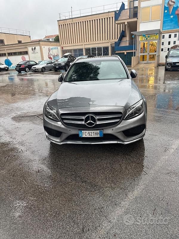 Usata Mercedes C220 Premium 170 CV (125 kW) 2016 Grigio Station wagon