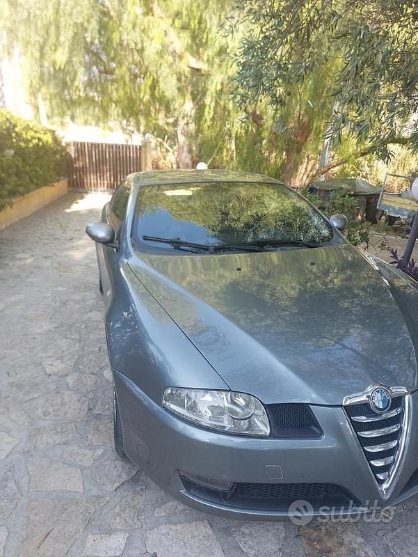 Occasion Alfa Romeo GT 150 PK (110 kW) 2006 Grijs Coupé