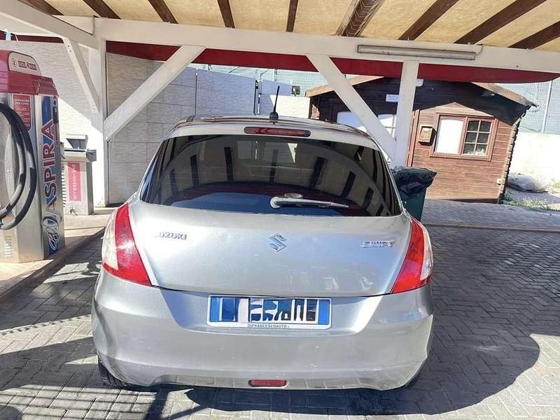 Usado Suzuki Swift GL 75 CV (55 kW) 2014 Berlina