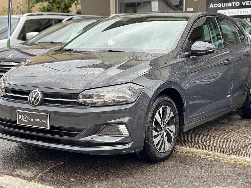 Usata VW Polo R-line 80 CV (58 kW) 2020 Grigio Utilitaria