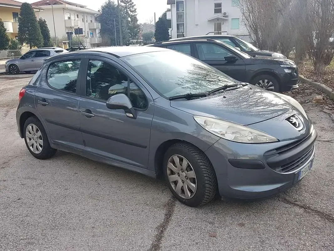 Usata Peugeot 207 73 CV (53 kW) 2009 Grigio Berlina