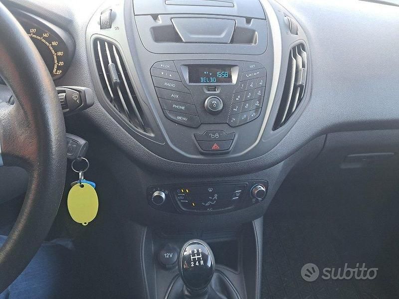 Usata Ford Courier 2018 Bianco Monovolume