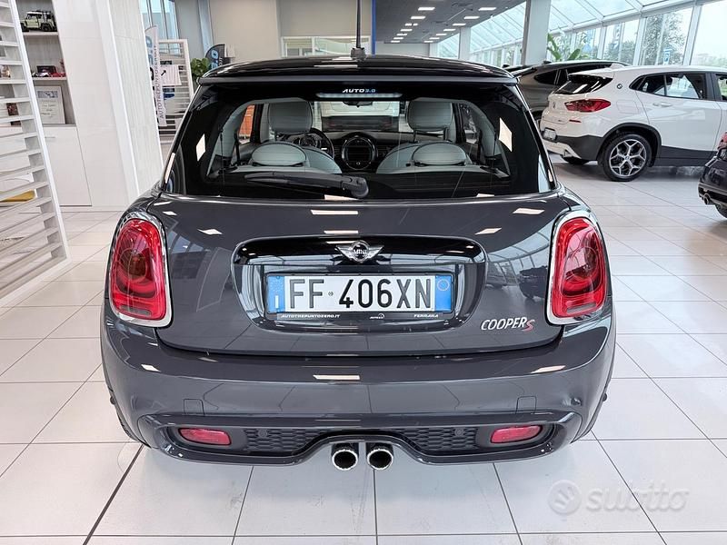 Begagnad Mini Cooper S Hype 192 HK (141 kW) 2016 Grå Halvkombi