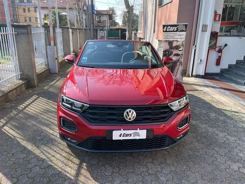 Begagnad VW T-Roc Cabriolet Style 150 HK (110 kW) 2021 Röd Cab