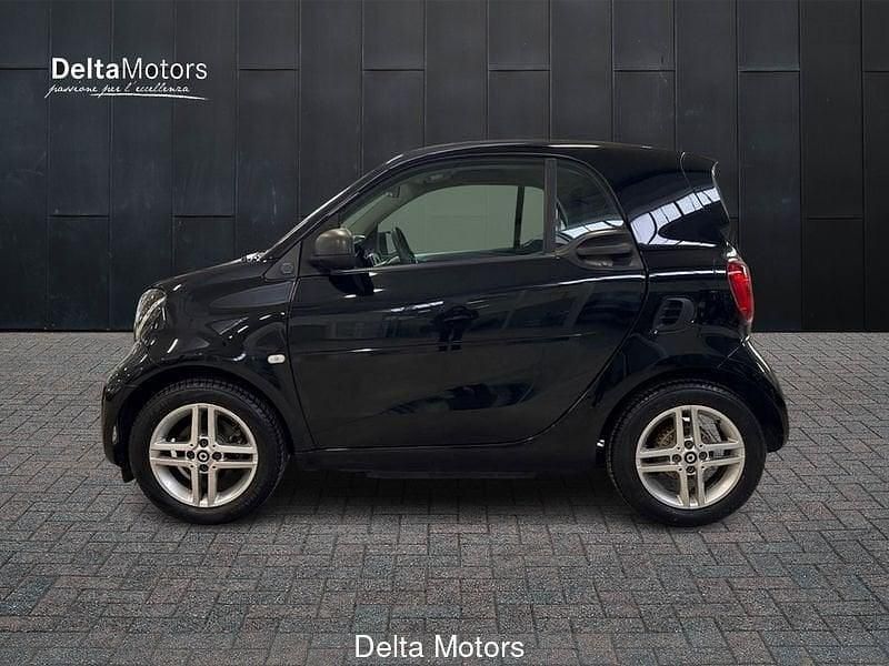 Usata Smart ForTwo Coupé Pure 60 kW (82 CV) 2022 Utilitaria