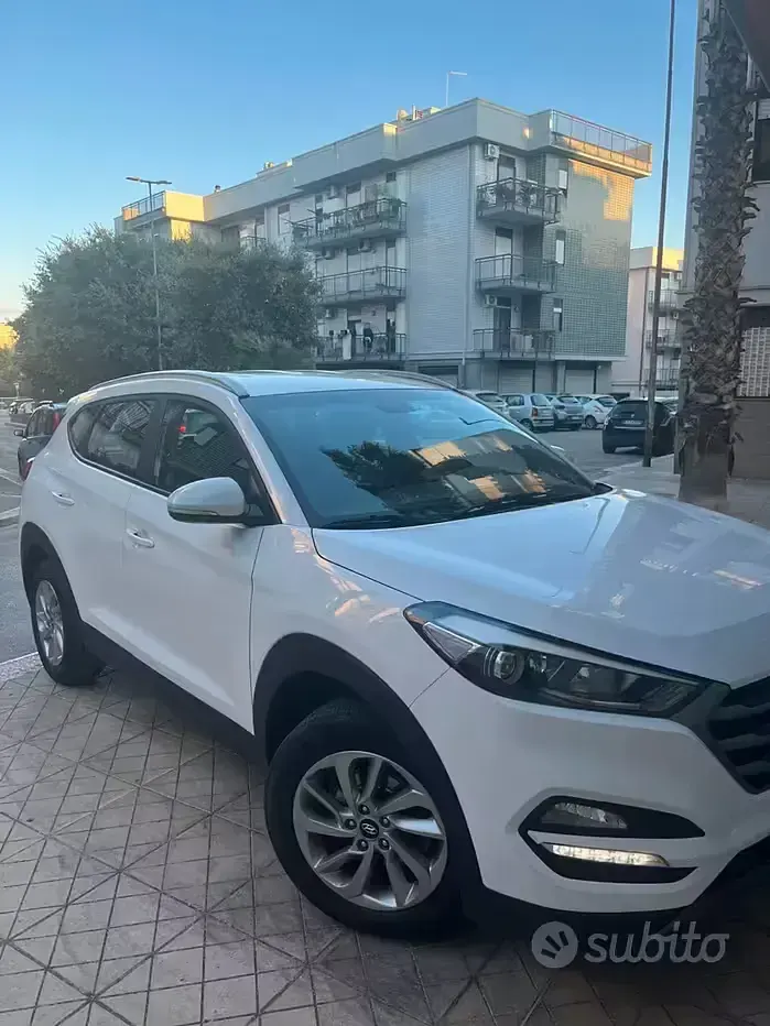 Usata Hyundai Tucson 141 CV (103 kW) 2016 Bianco SUV