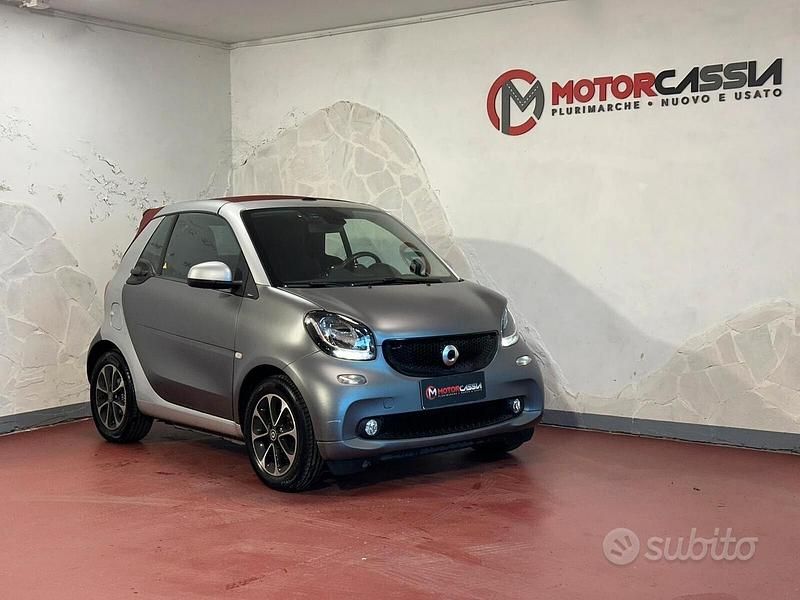 Usata Smart ForTwo Cabrio Passion 70 CV (51 kW) 2016 Grigio Cabrio