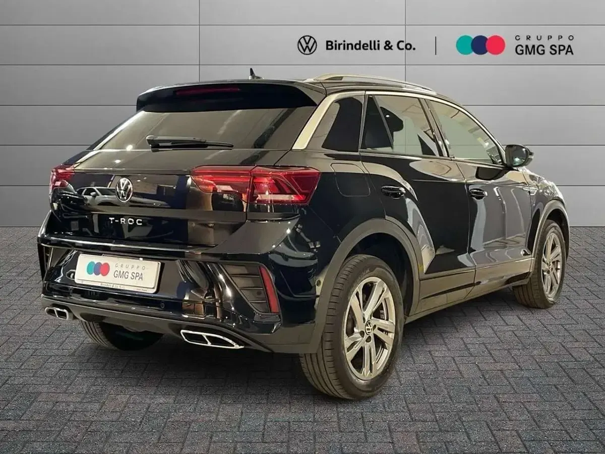 Usata VW T-Roc R-line 110 CV (80 kW) 2023 Nero SUV