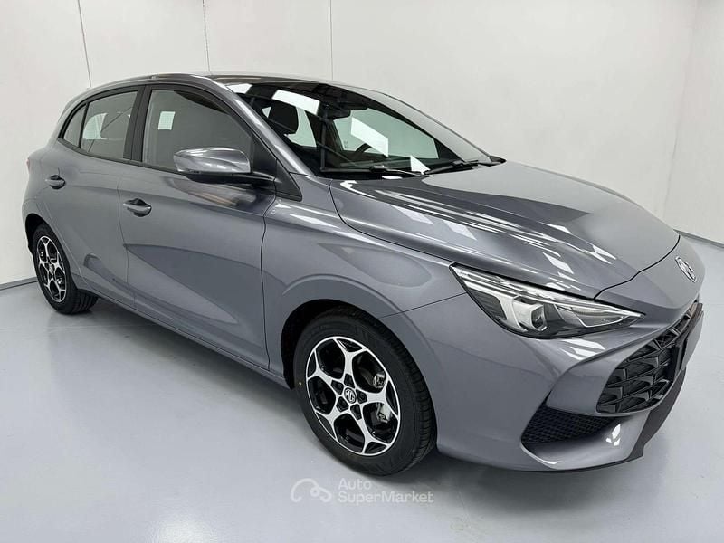 Gray Nuova 2025 MG MG3 Comfort Due volumi | 15.900 € (Buon prezzo) - Immagine 1/4