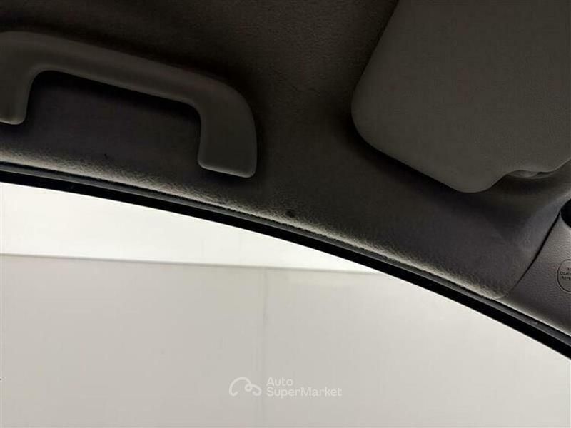 Usata Toyota Yaris 101 CV (74 kW) 2017 Bianco Berlina