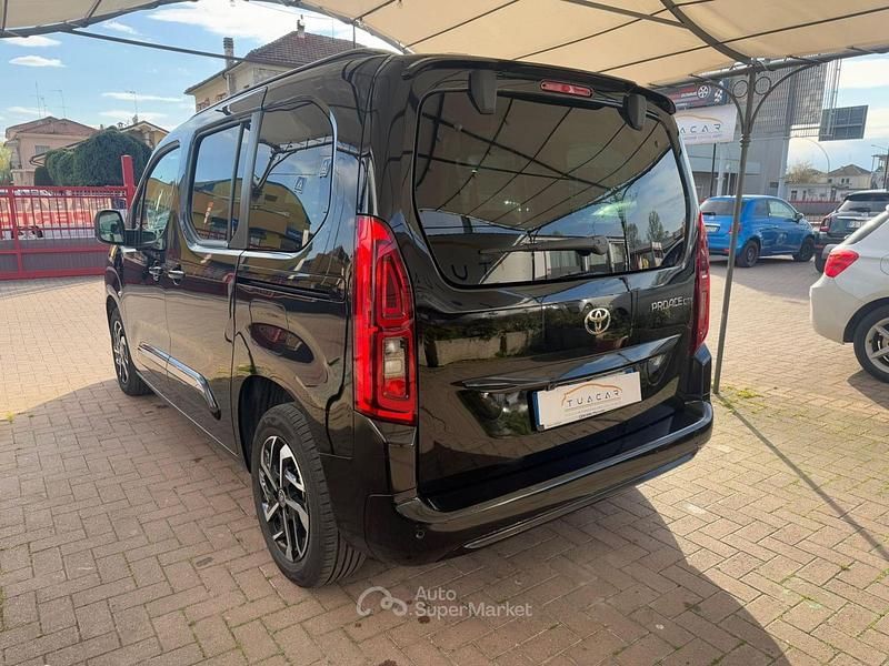 Usata Toyota Proace Verso City 110 CV (80 kW) 2024 Nero Station wagon