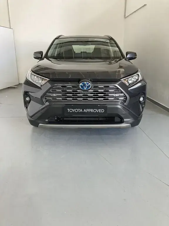 Usata Toyota RAV4 Hybrid Active 218 CV (160 kW) 2024 Grigio SUV
