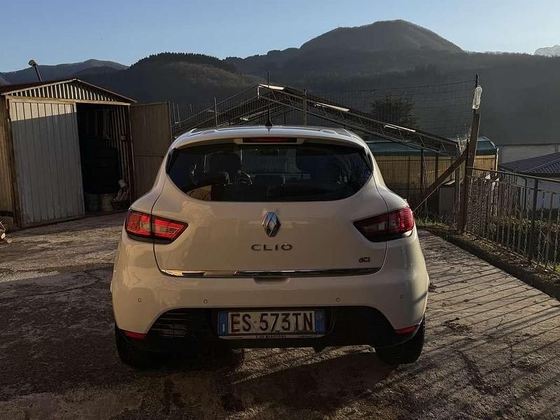 Usata Renault Clio IV Dynamique 88 CV (64 kW) 2013 Berlina