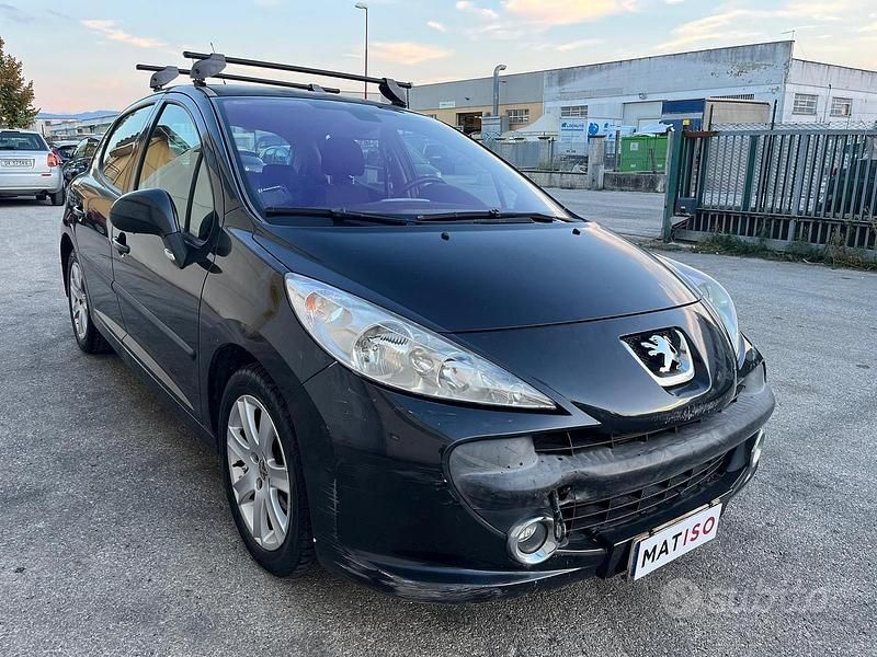 Usata Peugeot 207 90 CV (66 kW) 2007 Nero Berlina