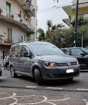 Nero Usata 2015 VW Caddy Monovolume | 13.000 € (Super prezzo) - Immagine 1/4
