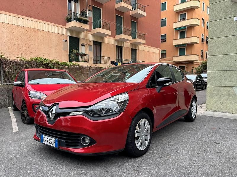 Usata Renault Clio IV 75 CV (55 kW) 2014 Rosso Berlina