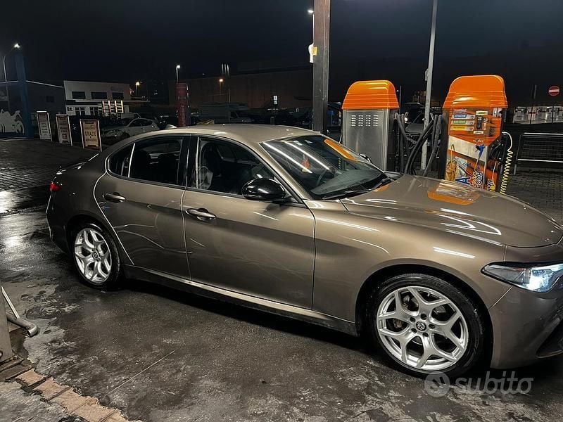 Usata Alfa Romeo Giulia 160 CV (117 kW) 2019 Berlina