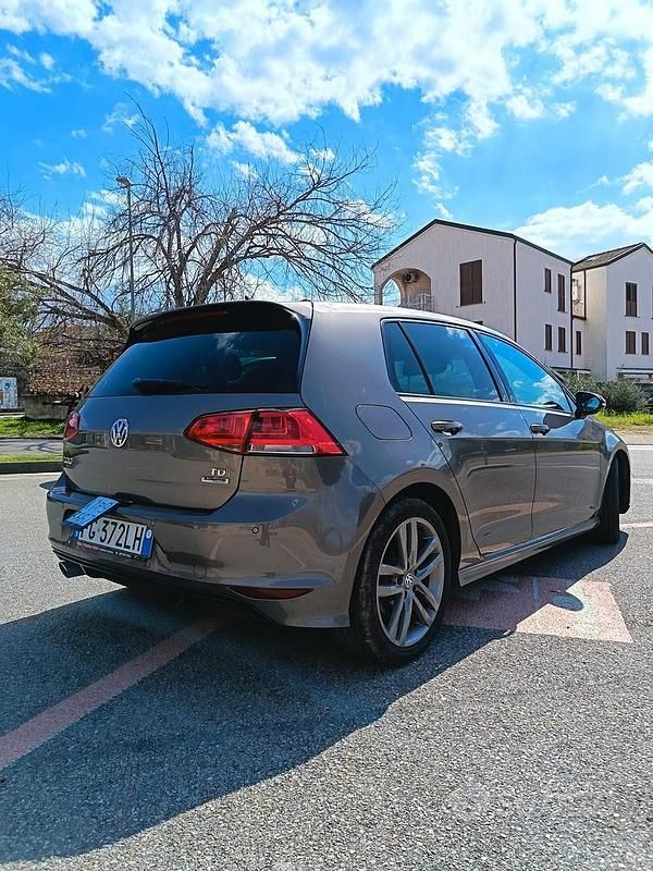 Usata VW Golf VII 110 CV (80 kW) 2016 Berlina