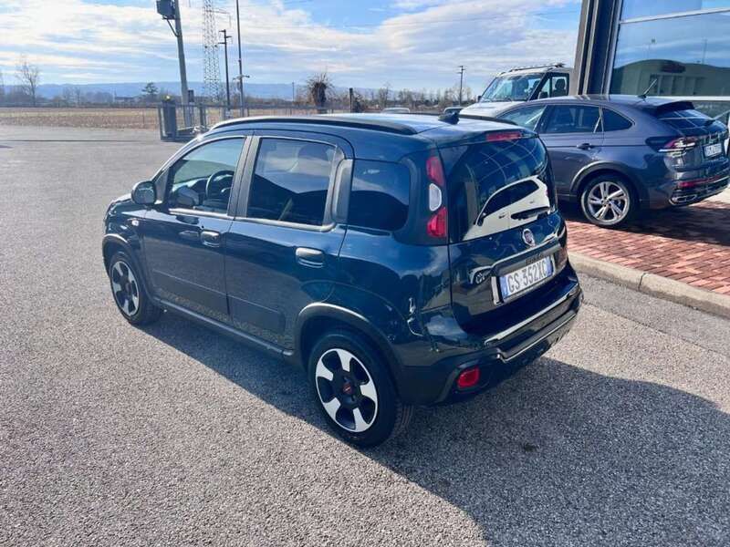Usata Fiat Panda Cross Cross 70 CV (51 kW) 2024 Verde Utilitaria