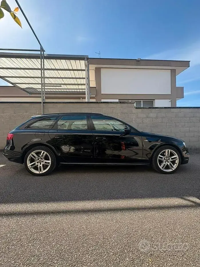 Usata Audi A4 Advanced 190 CV (139 kW) 2015 Nero Station wagon