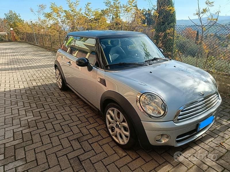 Usata Mini Cooper Coupé 120 CV (88 kW) 2009 Grigio Coupé