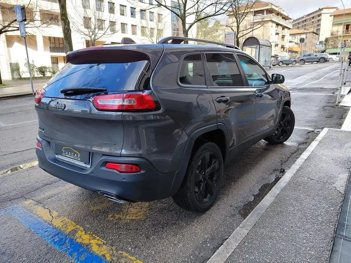 Occasion Jeep Cherokee Longitude 185 ch (136 kW) 2015 Noir SUV
