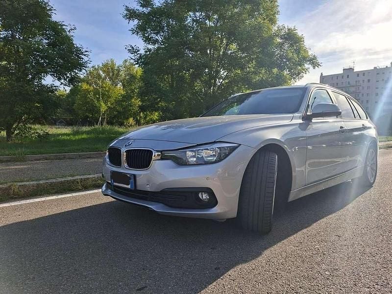 Usata BMW 320 190 CV (139 kW) 2016 Grigio Station wagon
