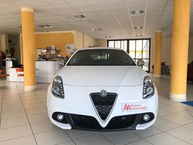 Compra Alfa Romeo Giulietta 1 4 Gas Gpl 120 Cv 2016 A