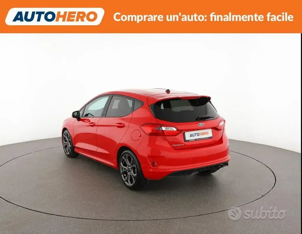 Usata Ford Fiesta 84 CV (61 kW) 2018 Rosso Utilitaria