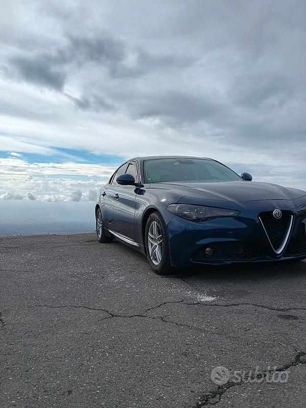 Usata 2016 Alfa Romeo Giulia Tre volumi | 15.500 € - Immagine 1/4