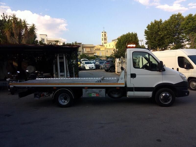 Usata Iveco Daily 145 CV (106 kW) 2012 Bianco