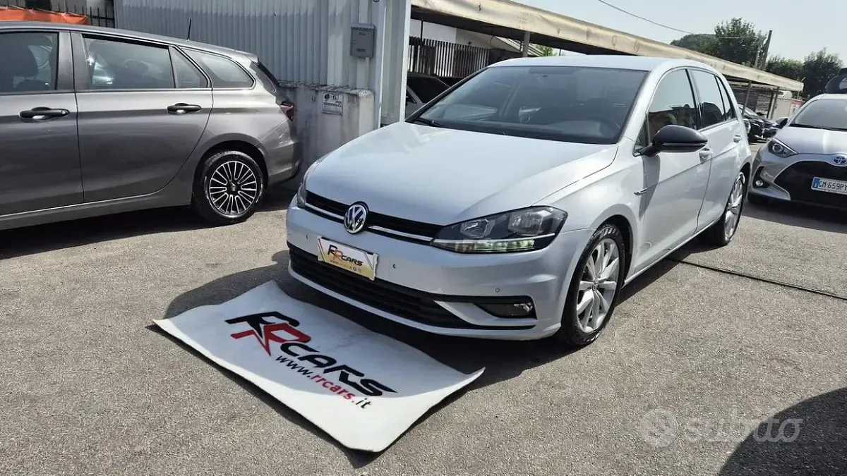 Usata VW Golf VII Business 116 CV (85 kW) 2017 Grigio Berlina