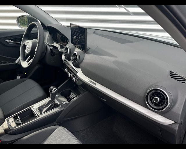 Nuova Audi Q2 S-Line 150 CV (110 kW) 2025 Grigio SUV