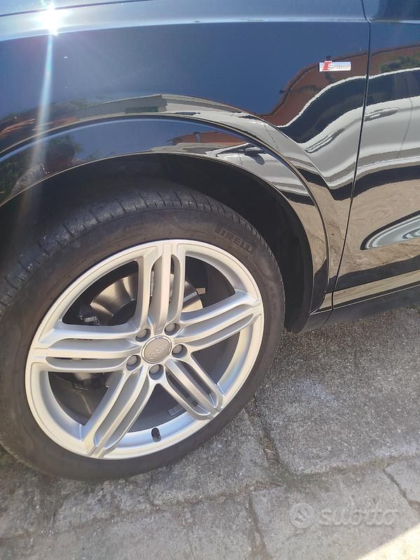 Nero Usata 2015 Audi Q3 S-Line SUV | 17.500 € (Buon prezzo) - Immagine 1/4